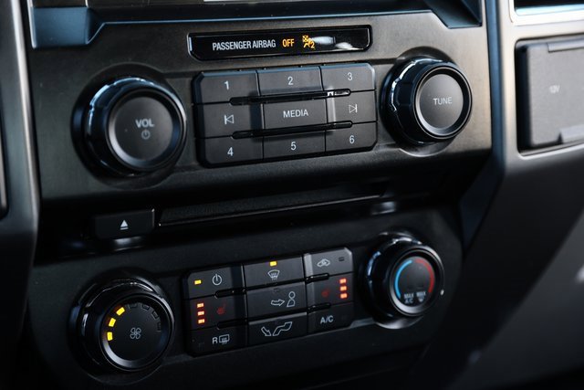 Used 2015 Ford F150 XLT w/ Equipment Group 302A Luxury image 27