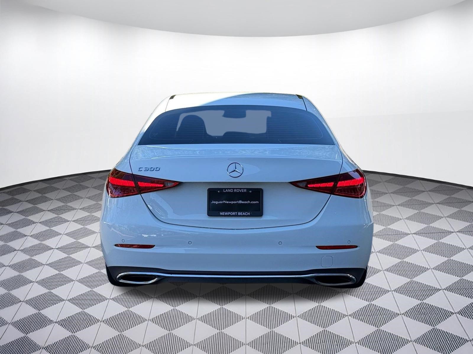 Used 2024 Mercedes-Benz C 300 Sedan image 9