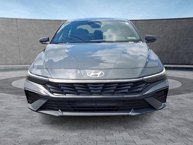 New 2026 Hyundai Elantra SEL Sport FWD video 2