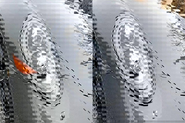 Used 2017 Porsche 911 Carrera 4 image 34