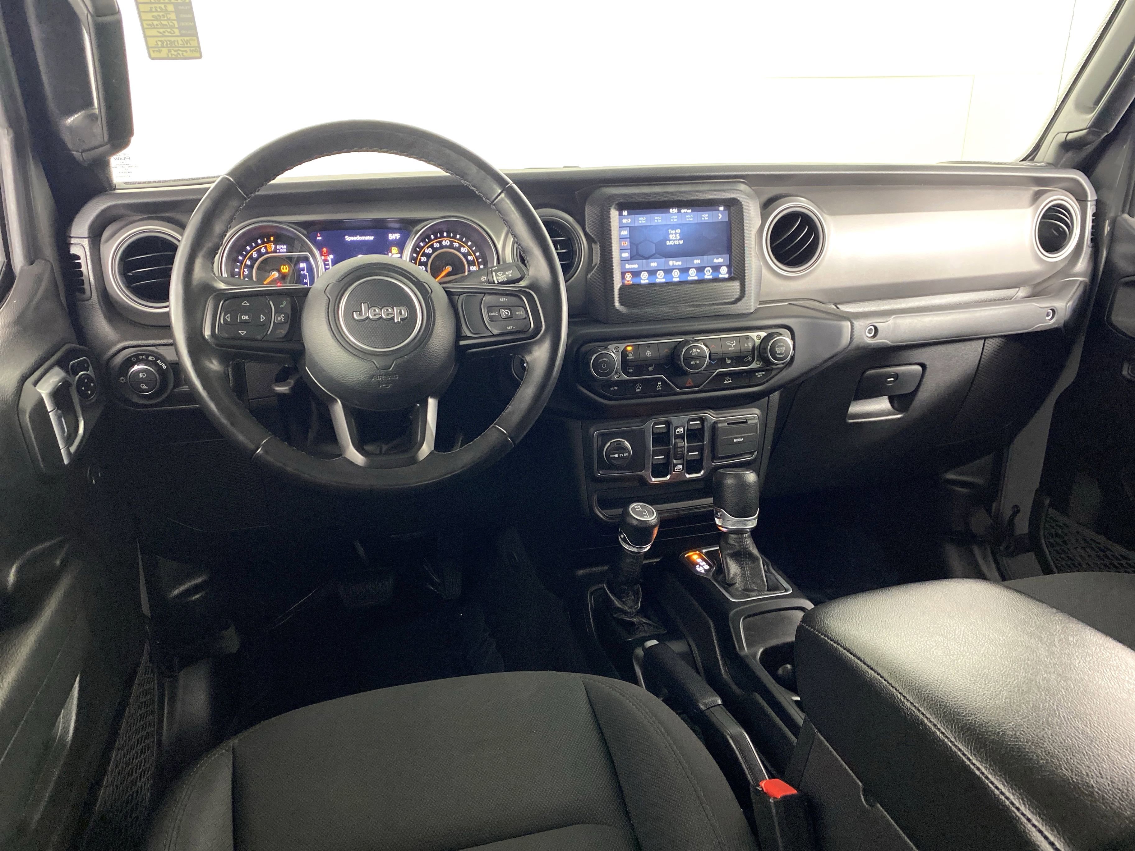 Used 2022 Jeep Gladiator Sport AWD/4WD image 18