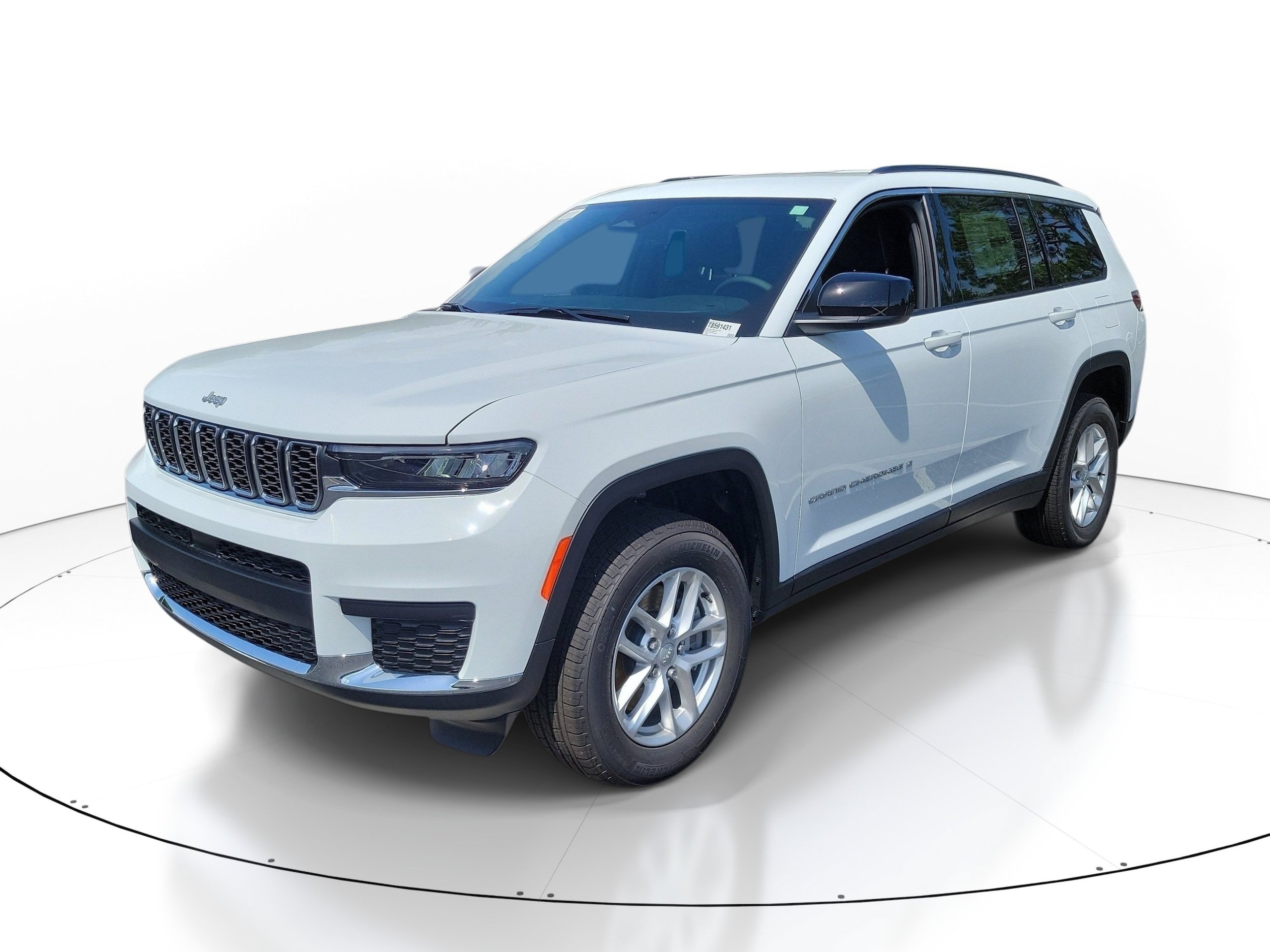 New 2026 Jeep Grand Cherokee L Laredo w/ Trailer Tow Package AWD/4WD image 3