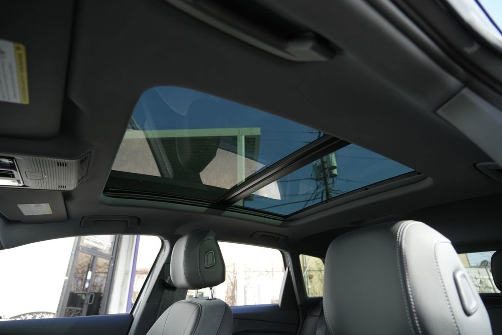 Used 2024 Audi Q4 e-tron Premium Plus w/ Premium Plus image 17