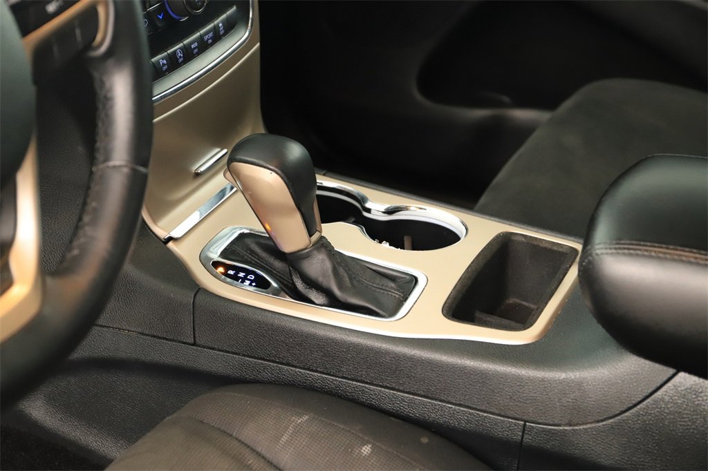 Used 2017 Jeep Grand Cherokee Laredo w/ Quick Order Package 23E image 17