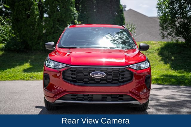 Used 2024 Ford Escape ST-Line w/ Tech Pack #1 AWD/4WD image 2