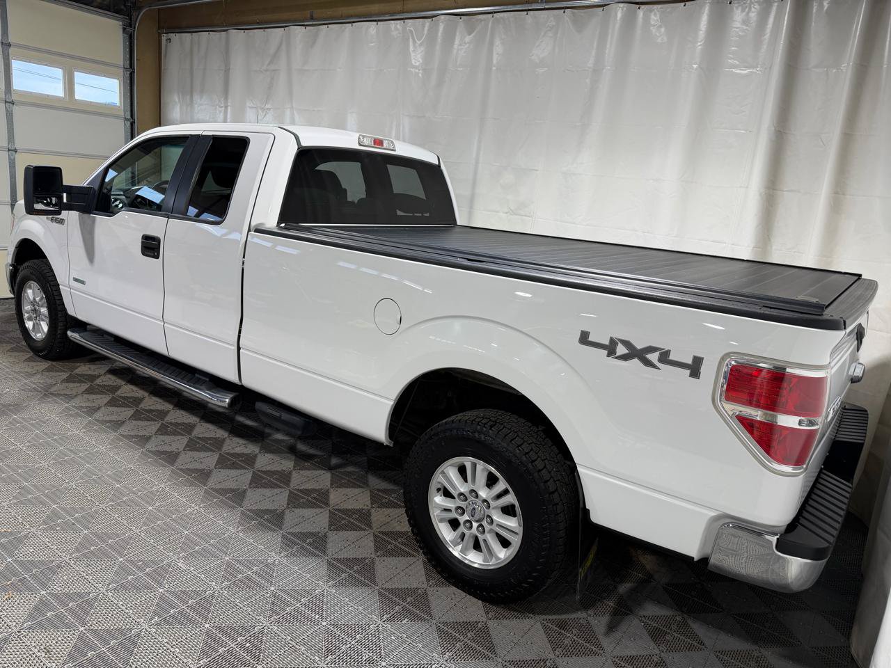 Used 2014 Ford F150 XLT AWD/4WD image 4
