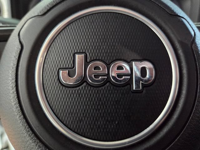 Used 2025 Jeep Wrangler Sport AWD/4WD image 26