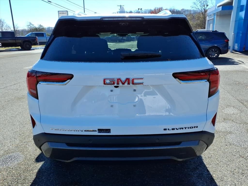 Used 2026 GMC Terrain Elevation w/ Elevation Premium Package image 5