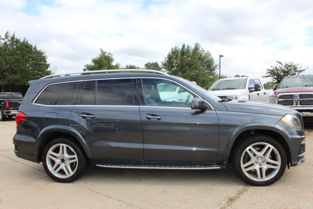 Used 2014 Mercedes-Benz GL 550 4MATIC image 10