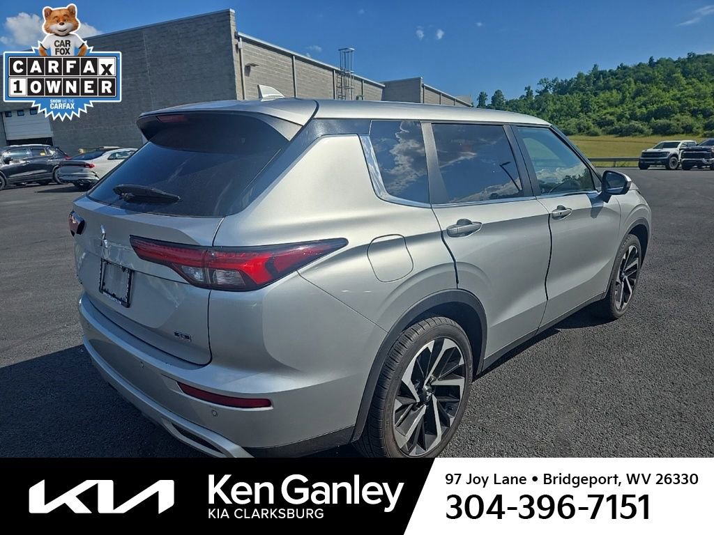 Used 2022 Mitsubishi Outlander SE AWD/4WD image 2