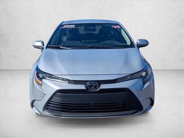 Used 2025 Toyota Corolla LE video 2