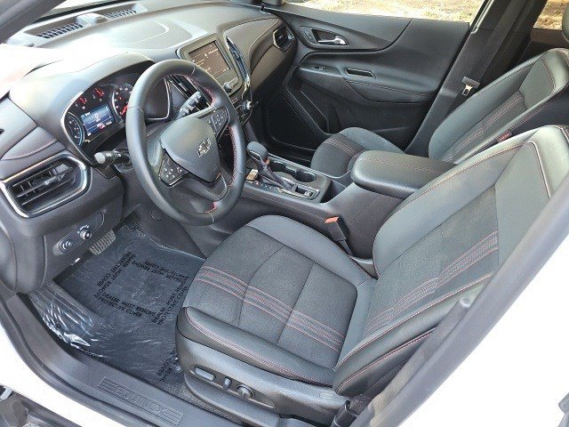 Used 2024 Chevrolet Equinox RS image 11