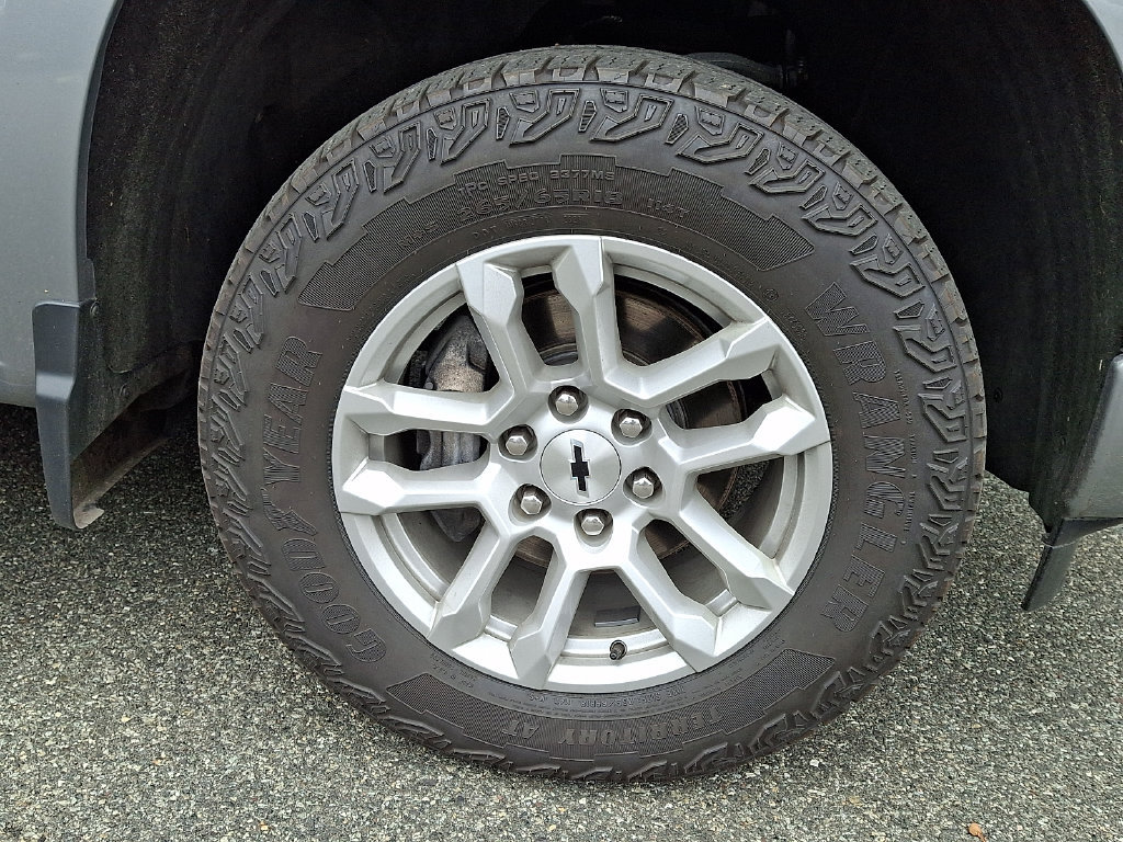Used 2024 Chevrolet Silverado 1500 RST AWD/4WD image 11