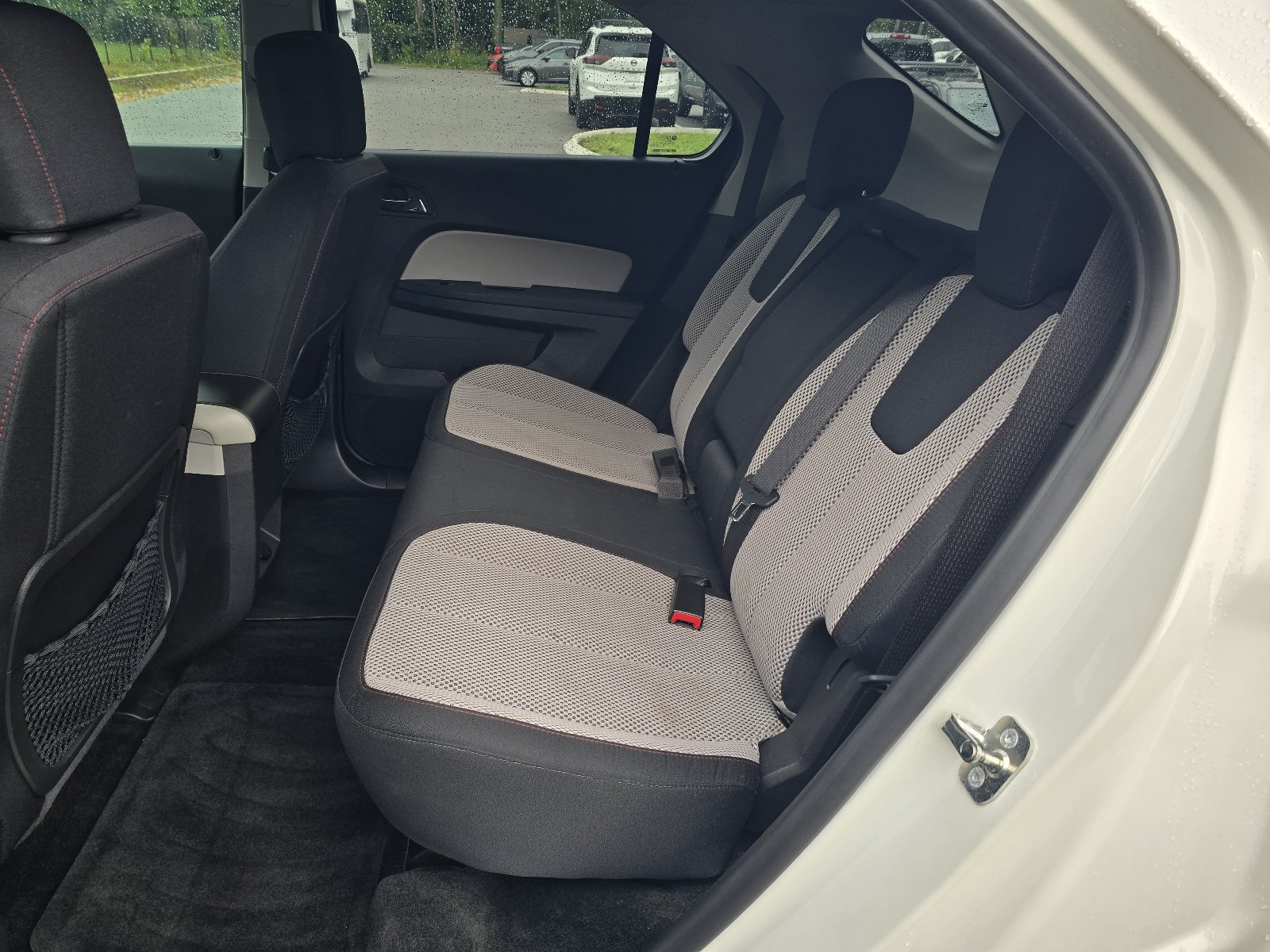 Used 2015 Chevrolet Equinox LT w/ Driver Convenience Package FWD image 11