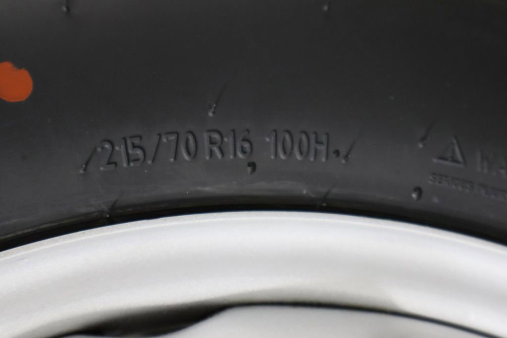 Used 2015 Honda CR-V LX image 38