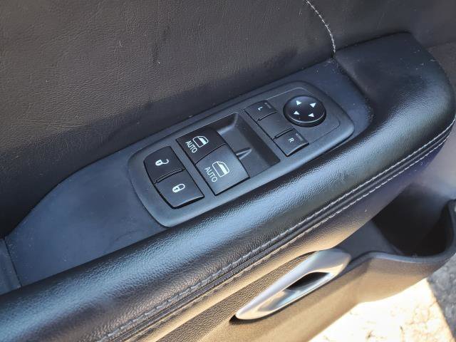 Used 2019 Dodge Challenger SXT w/ Plus Package image 21