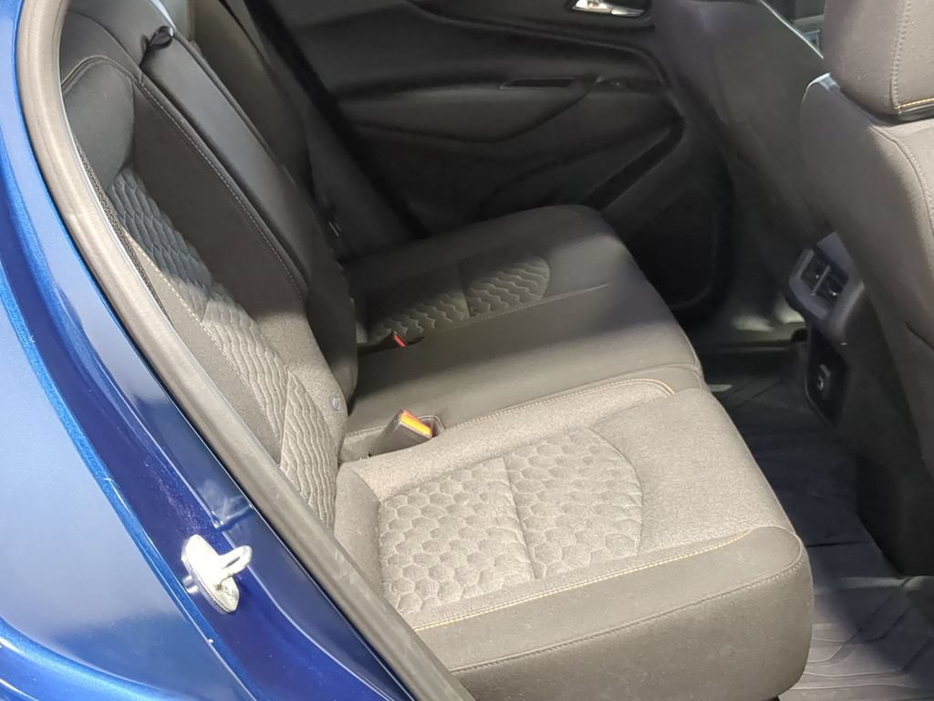 Used 2020 Chevrolet Equinox LT w/ Driver Convenience Package FWD image 24