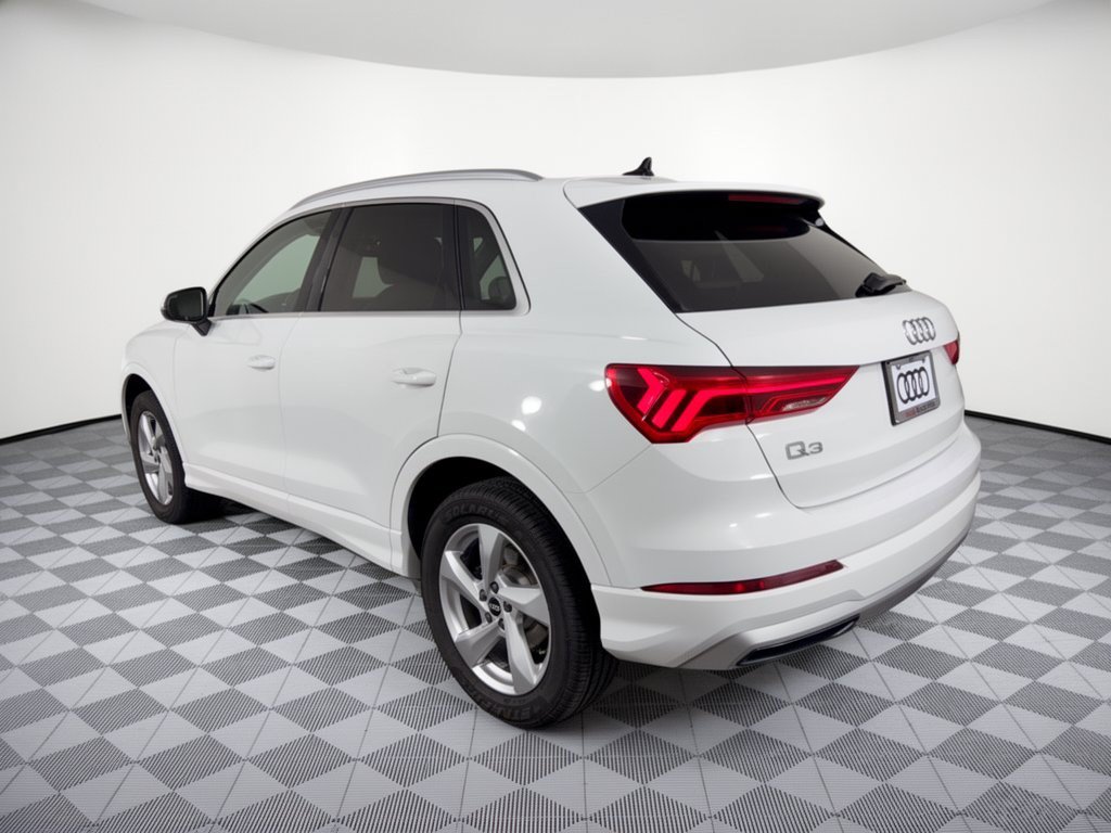 Used 2021 Audi Q3 2.0T Premium AWD/4WD image 3