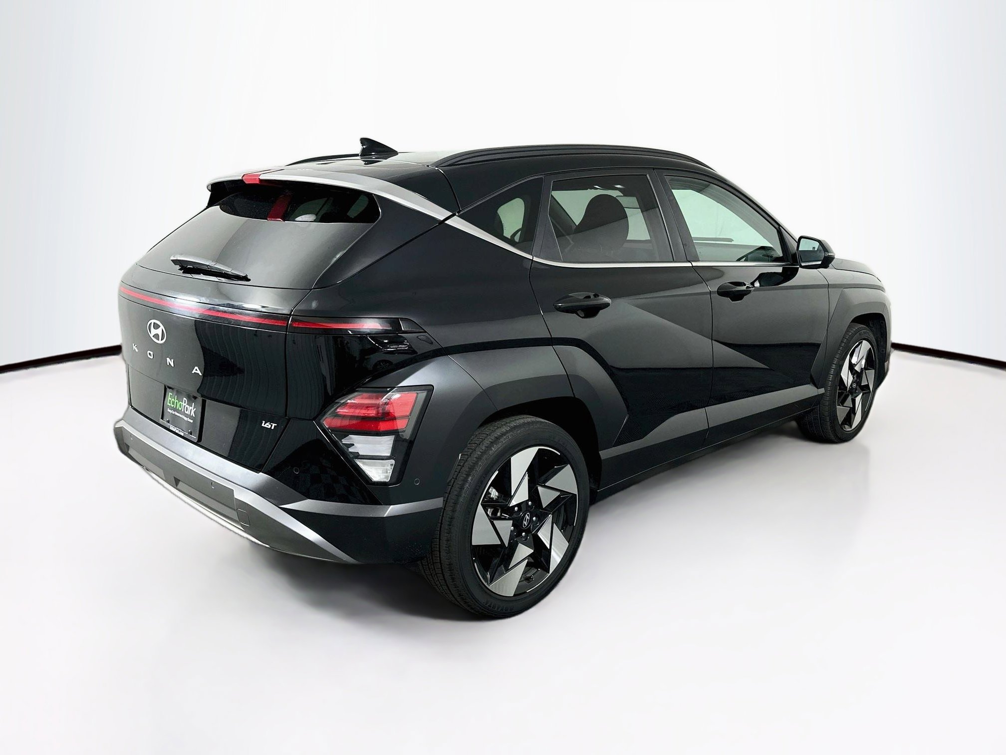 Used 2024 Hyundai Kona Limited FWD image 9