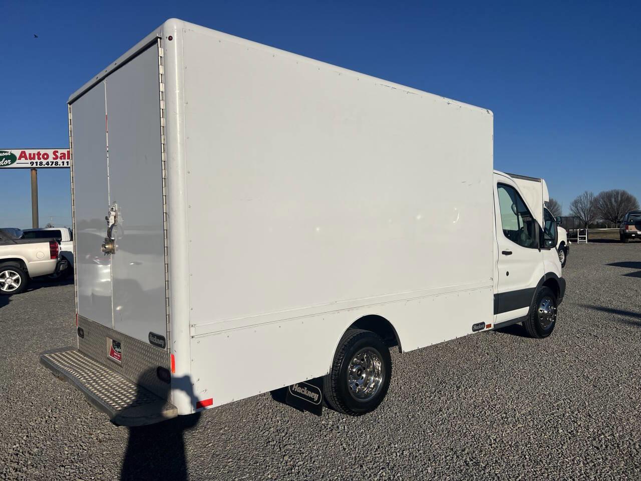 Used 2016 Ford Transit 350 138 DRW RWD image 4