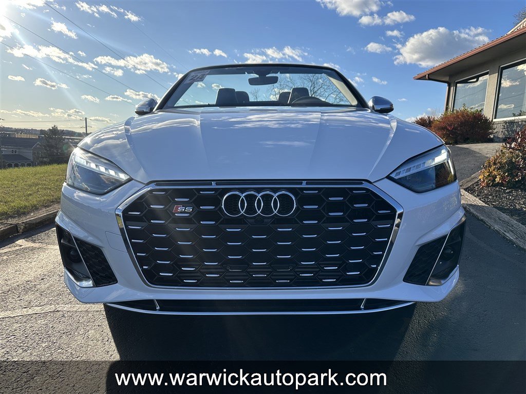 Used 2024 Audi S5 Premium w/ Convenience Package image 2