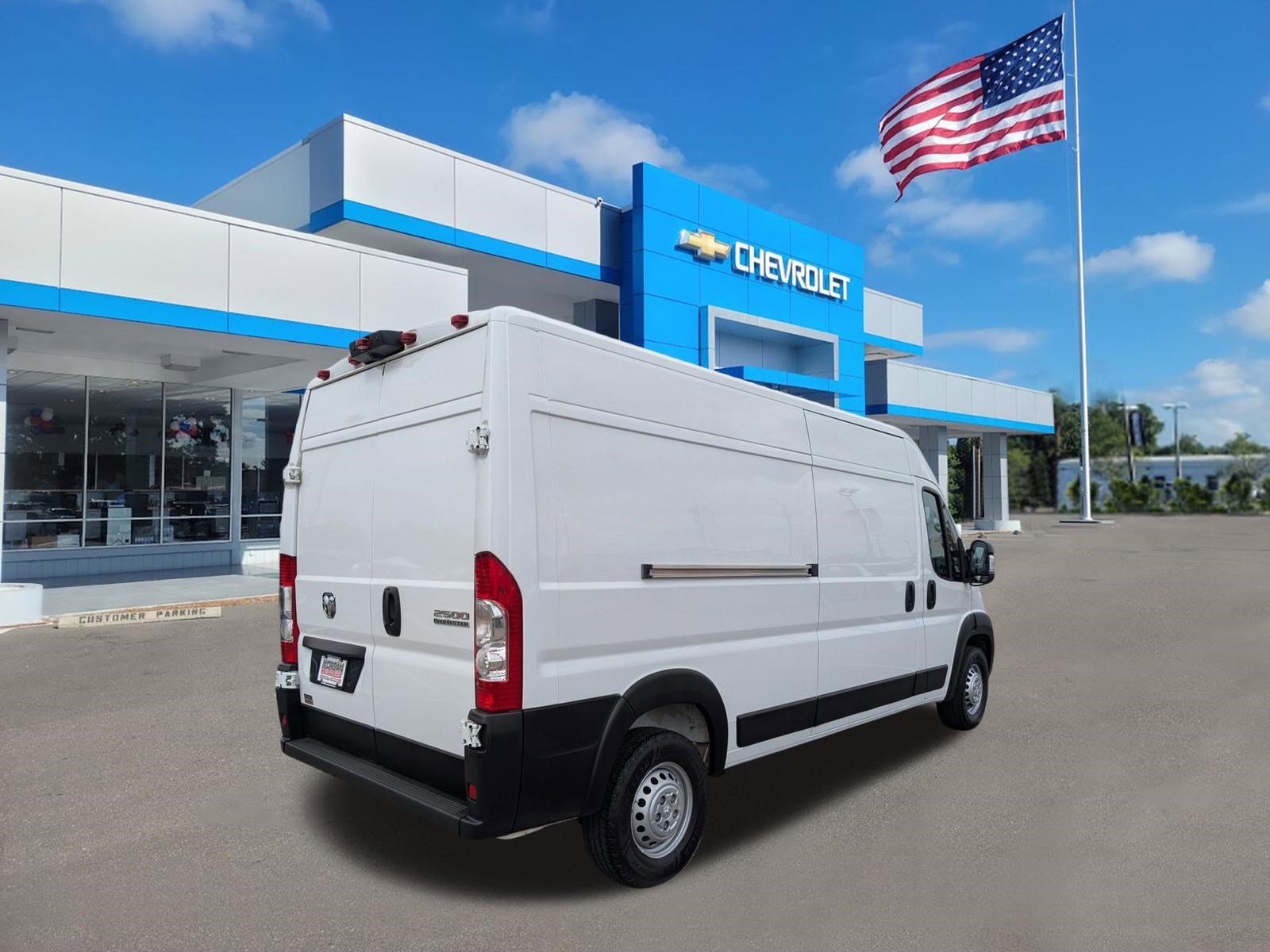 Used 2025 RAM ProMaster 2500 w/ Convenience Group image 4