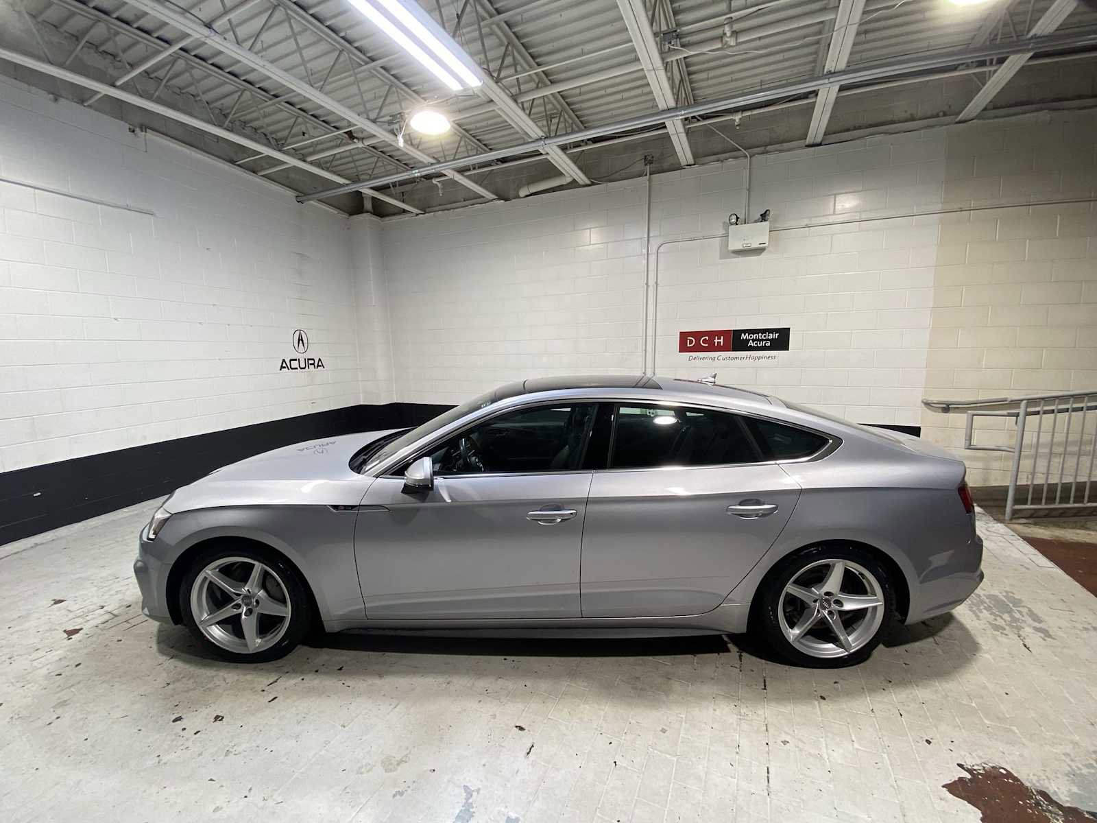 Used 2018 Audi A5 2.0T Premium Plus w/ Premium Plus AWD/4WD image 3