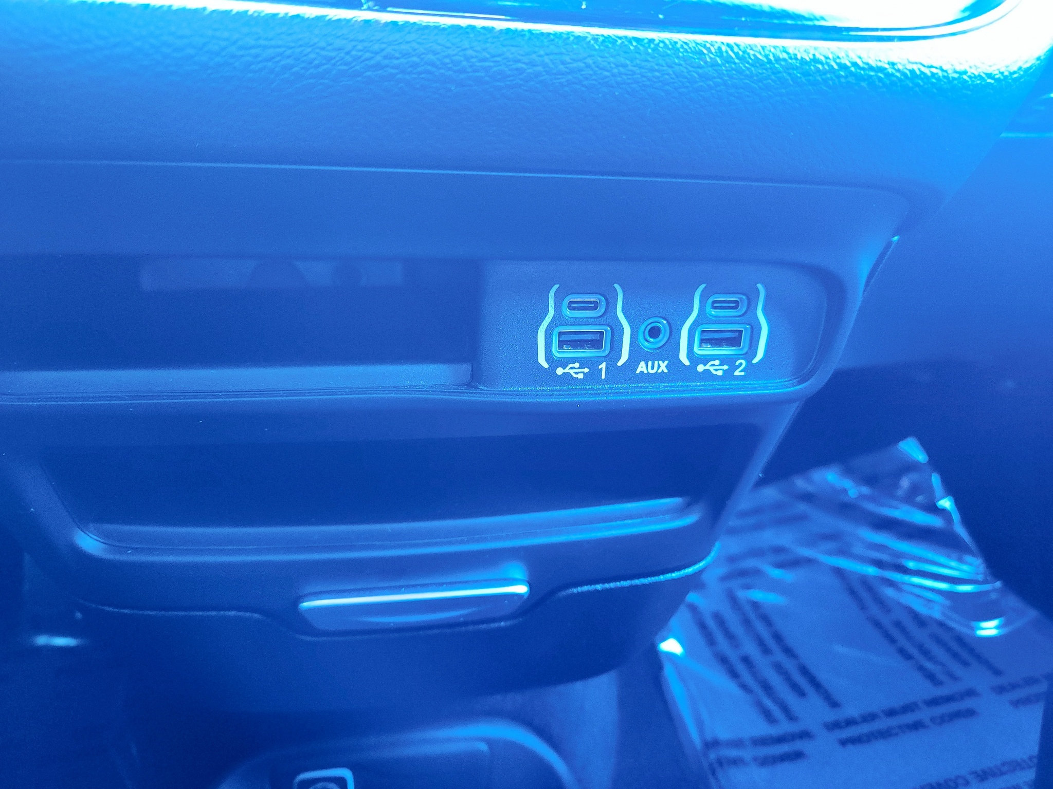 Used 2025 Chrysler Pacifica Select FWD image 28