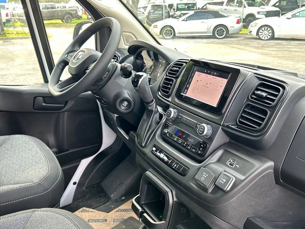 New 2024 RAM ProMaster 2500 w/ Upfitter's Prep Package FWD image 18
