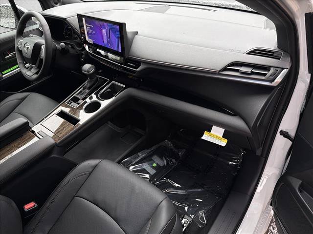 New 2026 Toyota Sienna Limited AWD/4WD image 25