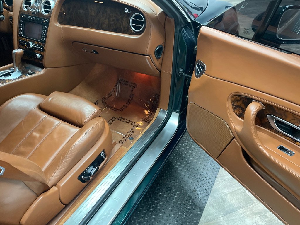 Used 2004 Bentley Continental GT image 30