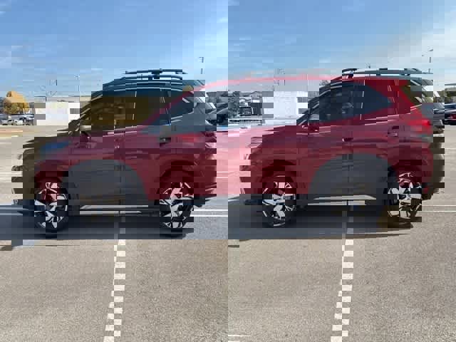 Used 2021 Subaru Forester Touring image 2