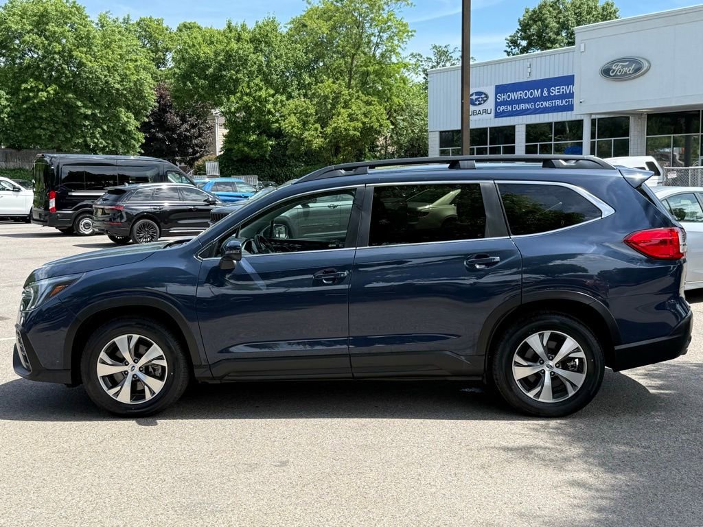 Used 2023 Subaru Ascent Premium w/ Convenience Package AWD/4WD image 9