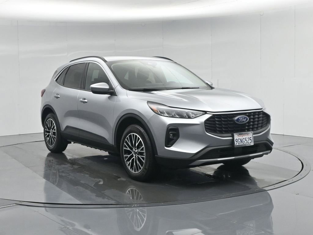 Certified 2023 Ford Escape SE image 58