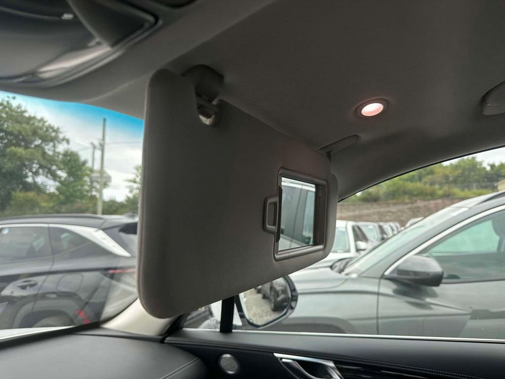 New 2025 Genesis GV80 2.5T image 29