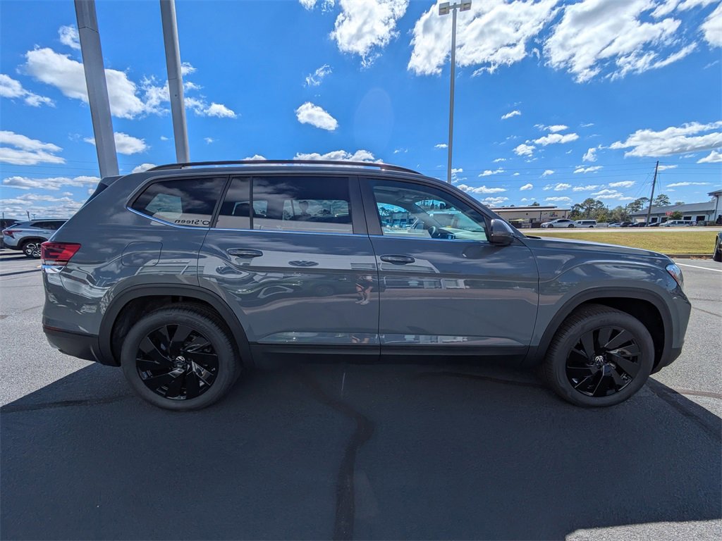 New 2026 Volkswagen Atlas SE image 4