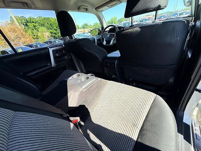 Used 2022 Toyota 4Runner SR5 AWD/4WD image 24
