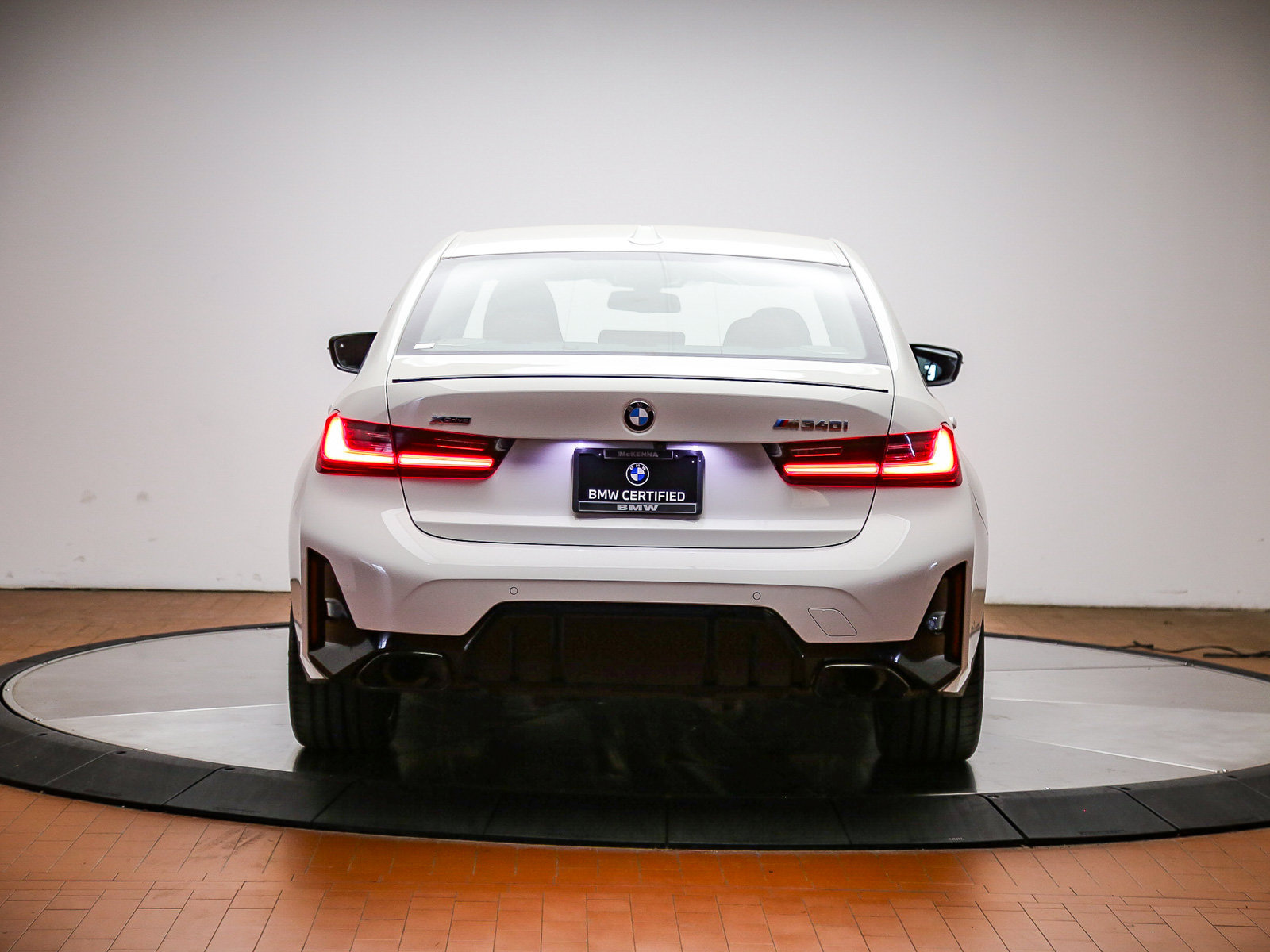 Certified 2025 BMW M340i xDrive w/ Premium Package AWD/4WD image 3