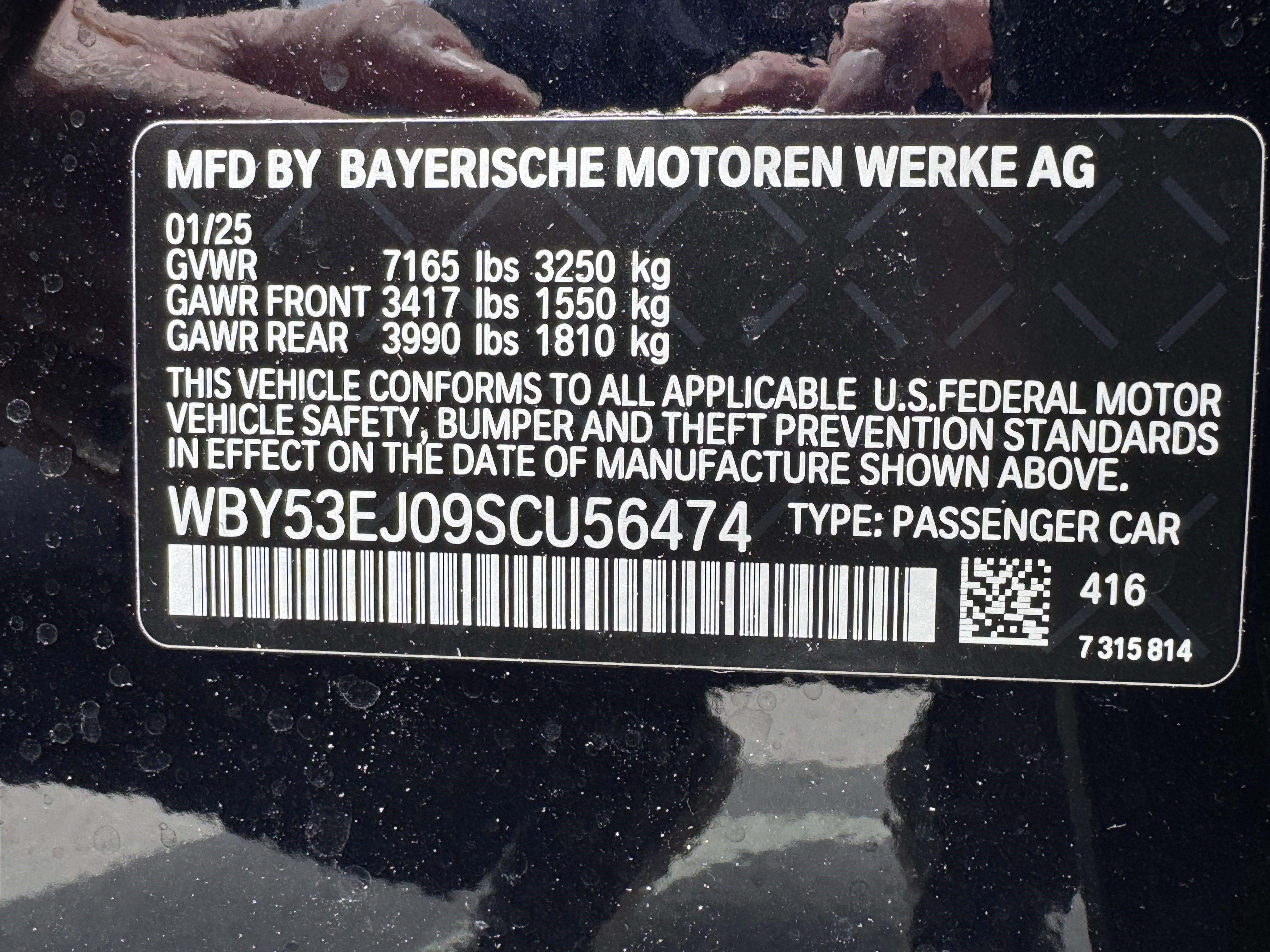 New 2025 BMW i7 xDrive60 w/ Premium Package image 34