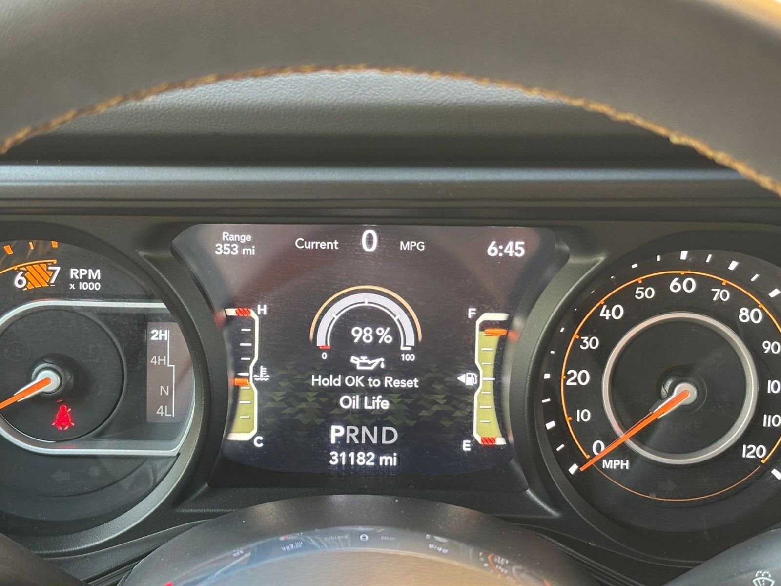 Used 2025 Jeep Wrangler Unlimited Sahara AWD/4WD image 35