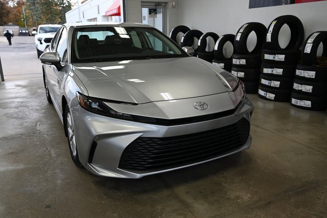 New 2026 Toyota Camry LE image 3