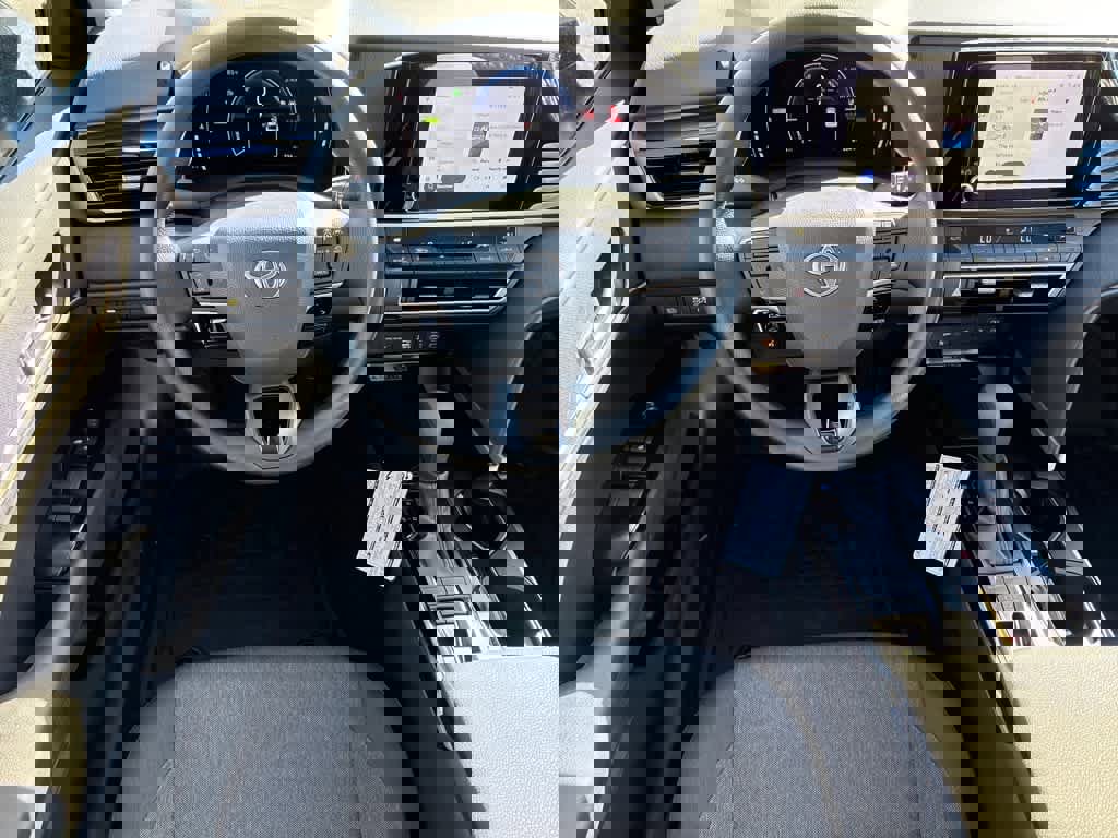 New 2026 Toyota Camry LE image 4