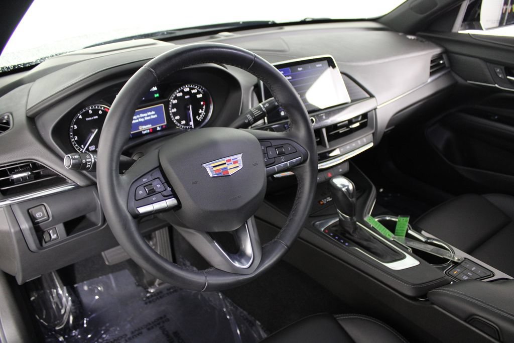 Used 2024 Cadillac CT4 Luxury RWD image 16