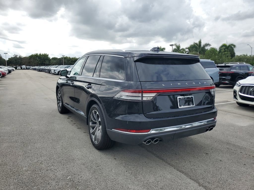 New 2025 Lincoln Aviator 2WD image 3