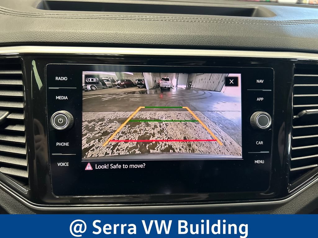 Certified 2022 Volkswagen Atlas SEL R-Line AWD/4WD image 26