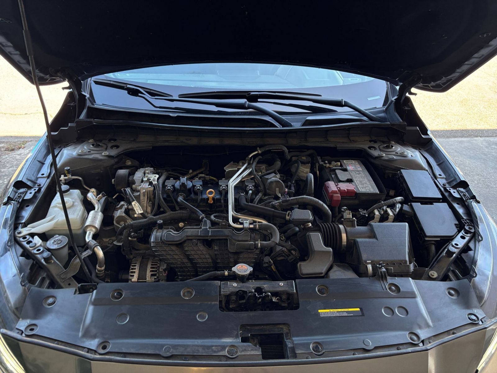 Used 2025 Nissan Altima 2.5 SV FWD image 33