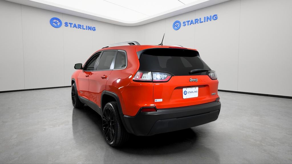 Used 2021 Jeep Cherokee Latitude FWD image 7