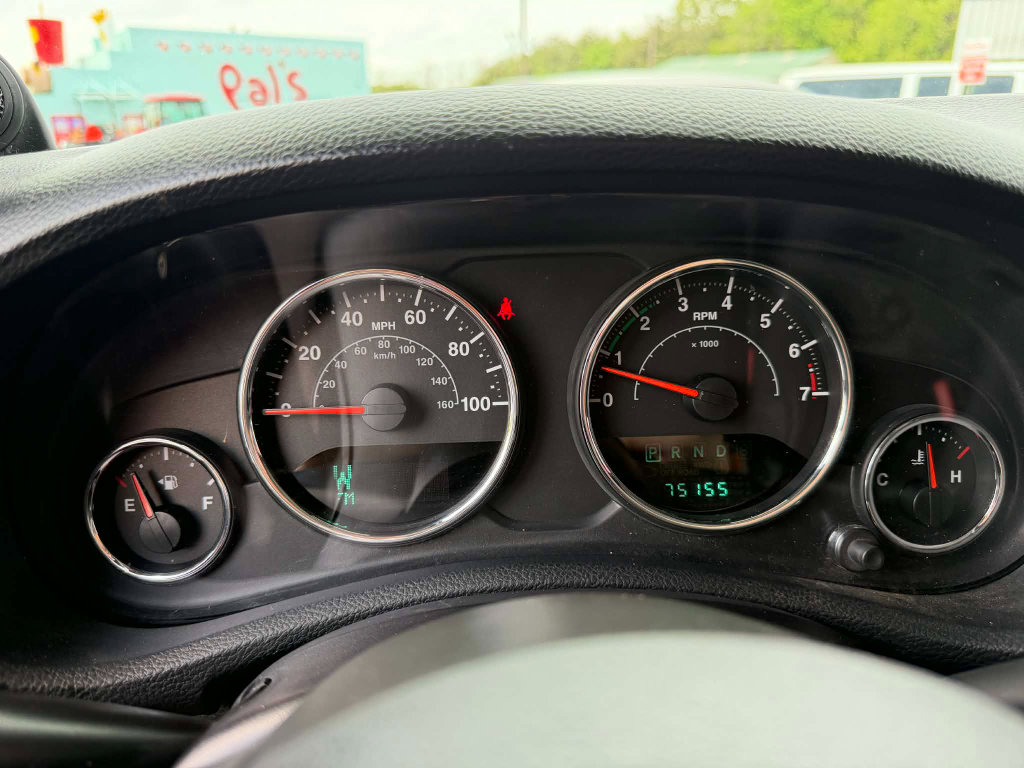 Used 2013 Jeep Wrangler Sport w/ Connectivity Group image 8