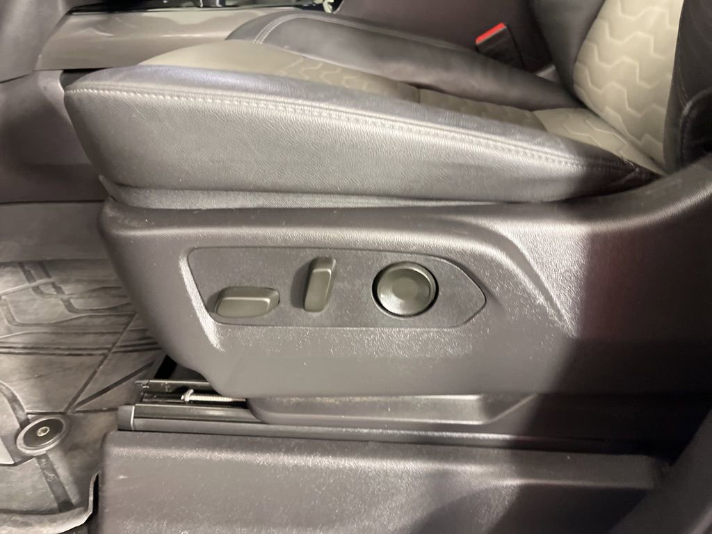 Certified 2024 Chevrolet Silverado 1500 ZR2 w/ Technology Package image 19