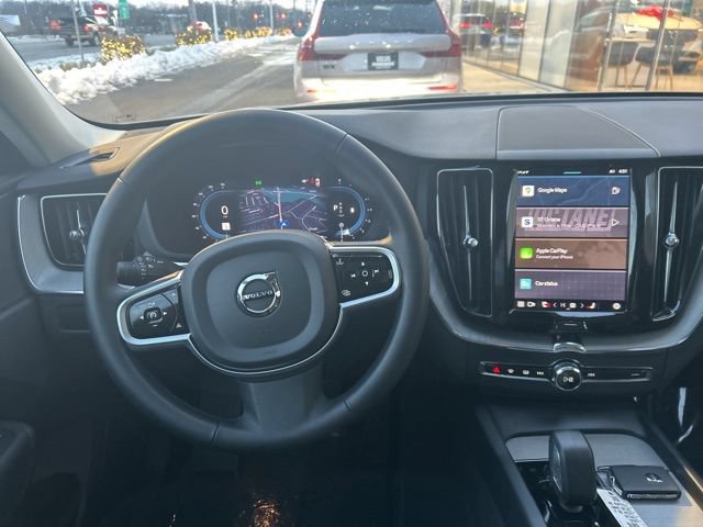 Certified 2025 Volvo XC60 B5 Plus AWD/4WD image 18